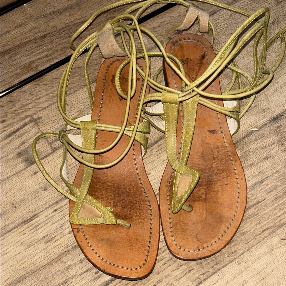 Fluevog mantaro Green Strappy Sandals 9